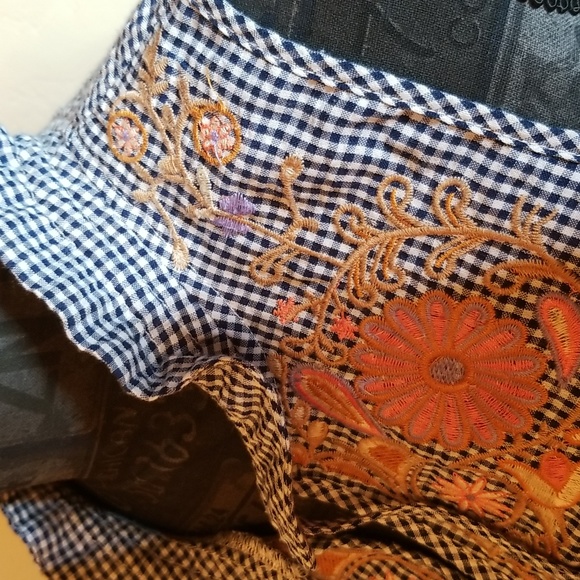 THML Blouse - Picture 4 of 10